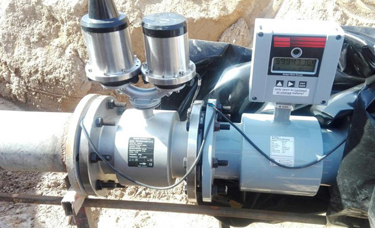 Battery-Powered Electromagnetic Flow Meters